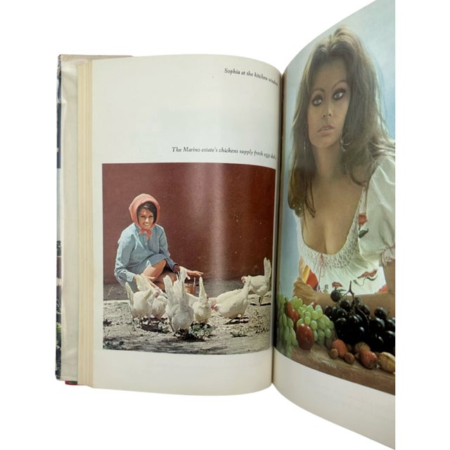 1970s In the Kitchen With Love by Sophia Loren 1972 Cookbook Hardcover For Sale - Image 5 of 13