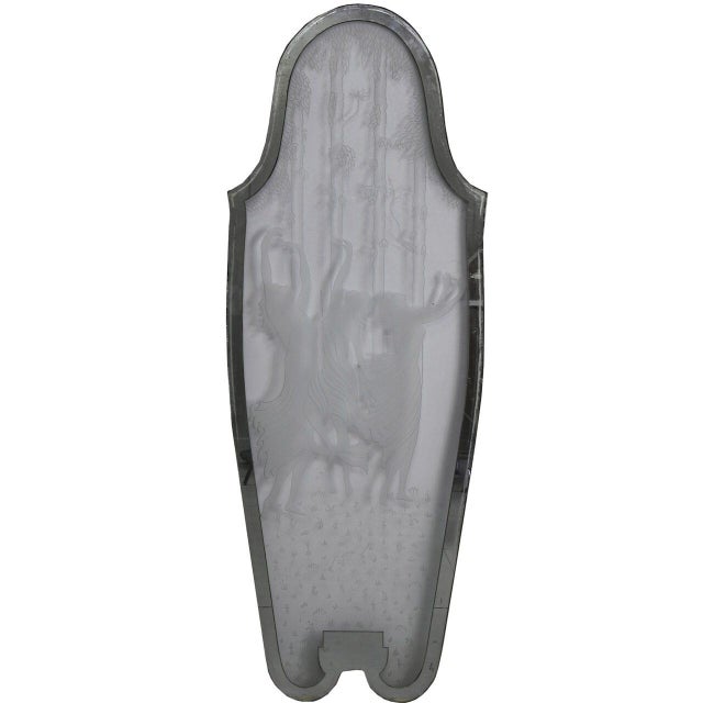 This shaped mirror panel belongs to the Italian decorative arts production of the interwar decades, a period in which...