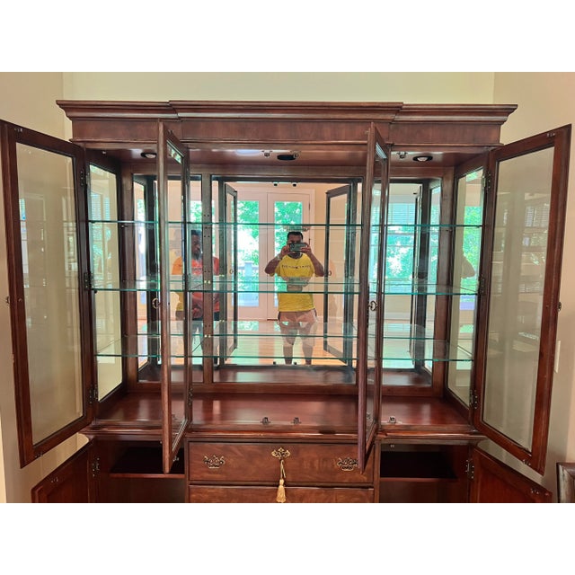 Wood 1990s Georgian Style Mahogany Wood Breakfront For Sale - Image 7 of 10