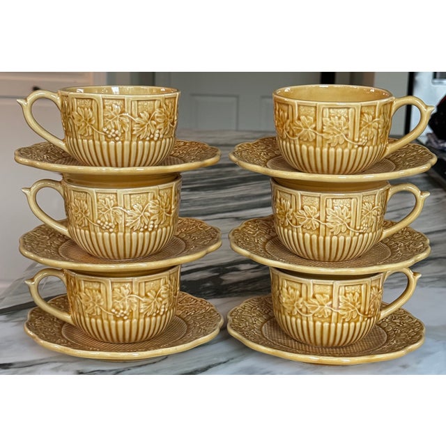 Estate Bordallo Pinheiro Grapevine Gold Cup & Saucer Set - 12 Pieces For Sale In Seattle - Image 6 of 6
