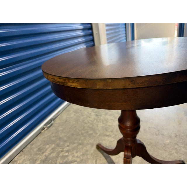 Mersman Vintage Mersman Mahogany Pedestal Side Table With Paw Feet For Sale - Image 4 of 7