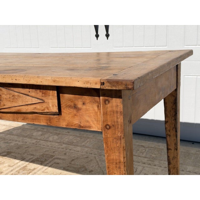 18th Centry French Provincial Walnut Prep Table With Drawers For Sale In New York - Image 6 of 10