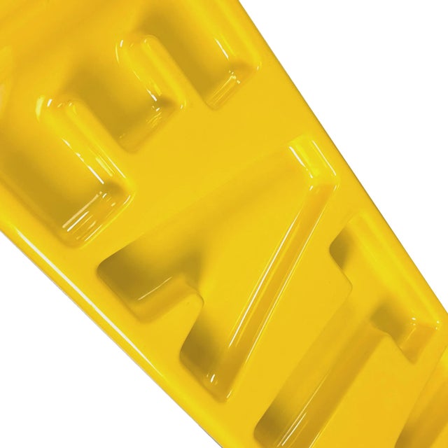 Arthur Umanoff Vintage 1970s Arthur Umanoff "Chatter Platter" Eat! Snack Tray for Custom Merchandise Corp Yellow Plastic Typography Serving Dish For Sale - Image 4 of 8