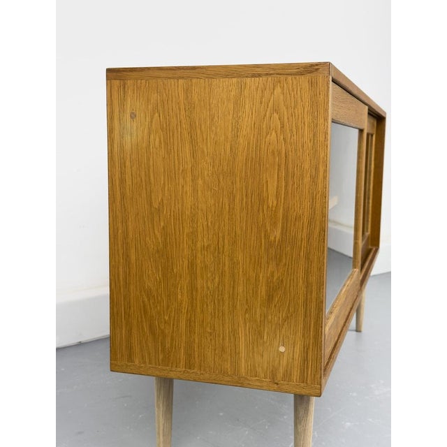 Danish Oak Display Case from Brouer, 1960s For Sale - Image 16 of 18