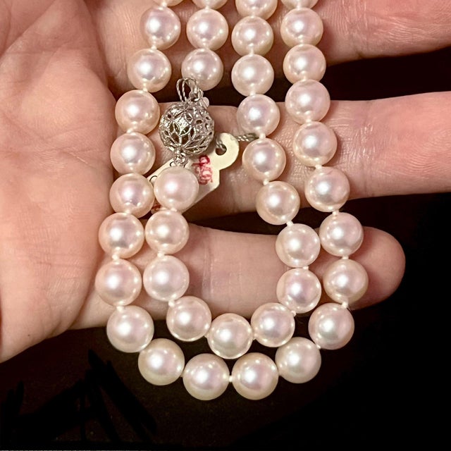 2010s Akoya Pearl Diamond Necklace 21.5" 18k W Gold 8.5 mm Certified For Sale - Image 5 of 9