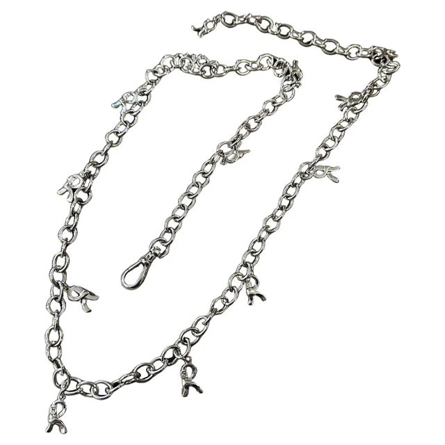 This authentic vintage Roberta di Camerino necklace is a striking example of 1990s Italian accessory design, featuring a...