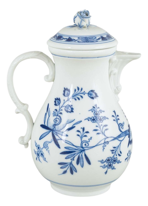 Blue Onion Pattern Coffee Pot with Lid in White Porcelain from Meissen