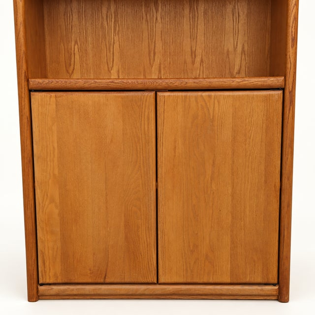 Late-20th-Century Oak Bookcase With Adjustable Shelves For Sale - Image 11 of 15