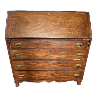 Early 19th Century American Slant-Lid Desk For Sale