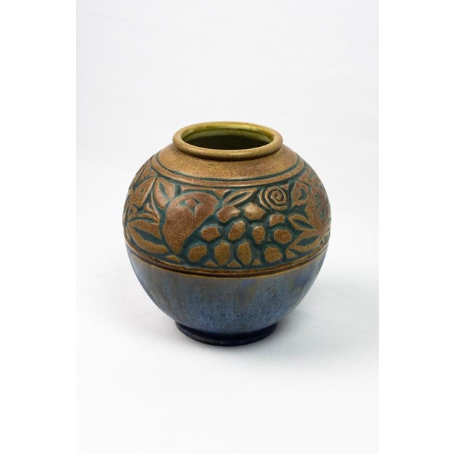 Ceramic Art Deco Round Glazed Model 172J Stoneware Vase with Stylized Bestiary Frieze of Birds, Fish, and Fruit by Mougin Nancy & Gaston Ventrillon, 1925-1930 For Sale - Image 7 of 11