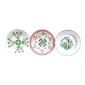 Pink and Green Floral Chinoiserie Decorative Plates - Set of 3