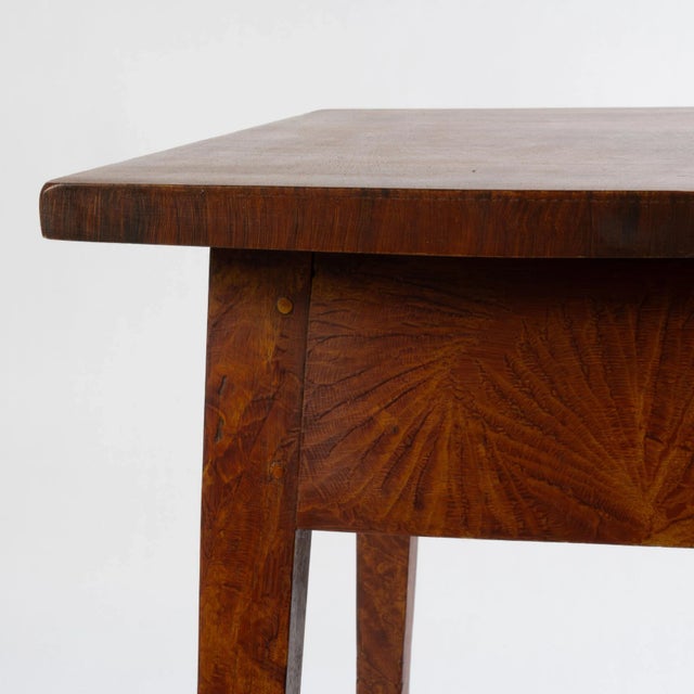 1980s Custom Vinegar Grain Paint Decorated Tapered Leg Table For Sale - Image 5 of 7