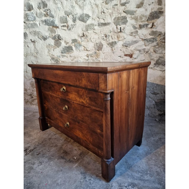French Empire Walnut Commode, Early 19th Century For Sale - Image 11 of 18