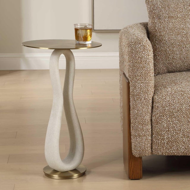 Contemporary Sonia Modern Brass Accent Table For Sale - Image 3 of 8