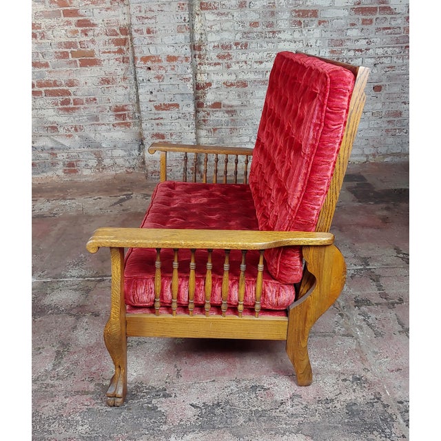 Traditional 1900s Vintage American Oak Antique Morris Settee With Red Velvet Cushions For Sale - Image 3 of 8