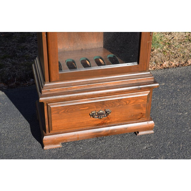 1970s Vintage Wooden Gun Case Holds 6 Rifles with Orig. Lock