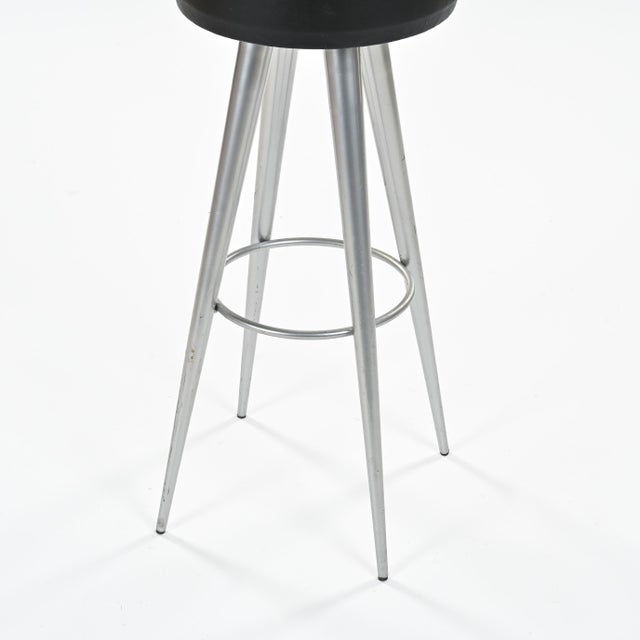 Postmodern Metal and Leather Golia Stools by Maurizio Peregalli for Zeus, 1993, Set of 4 For Sale - Image 3 of 7