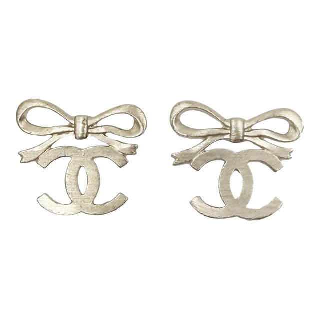 Chanel Light Gold Ribbon Bow CC Clip on Earrings, A Pair For Sale