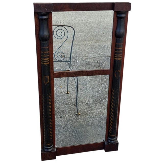 19th Century American Federal Walnut Hand Painted Shaving Mirror. For Sale - Image 9 of 13