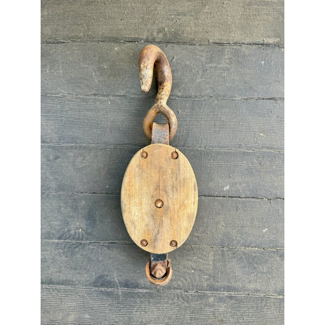 Late 19th Century Pulley With Hook, by Boston & Lockport Block Co. For Sale - Image 4 of 4