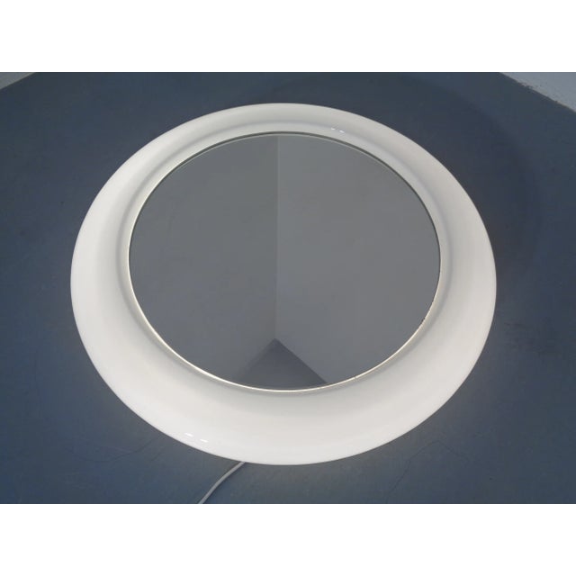 Round Illuminated Opal Glass Mirror, 1960s For Sale - Image 11 of 18