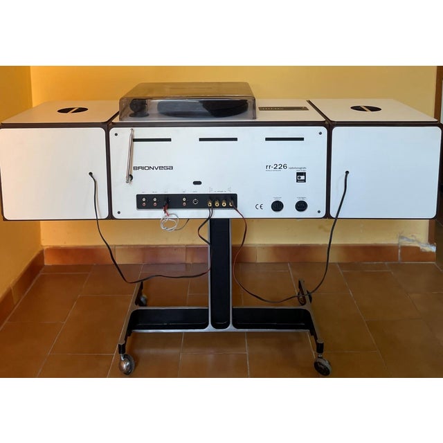 Radiophonograph Cubo RR 226 FO by F.lli Castiglioni for Brionvega, 2008 For Sale - Image 12 of 18