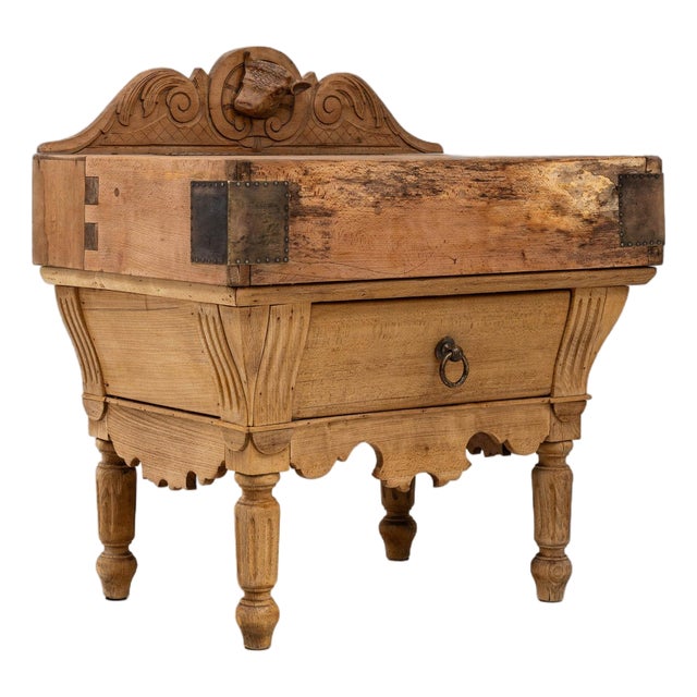 1900-1909 France Weathered Honey Oak Carved Oak Marble-Top Commode For Sale