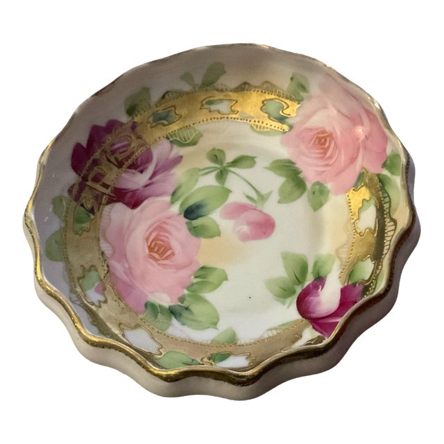 Antique Nippon Hand-Painted Footed Porcelain Bowl With Roses & Gold Moriage, Nippon Era C1891-1921 For Sale