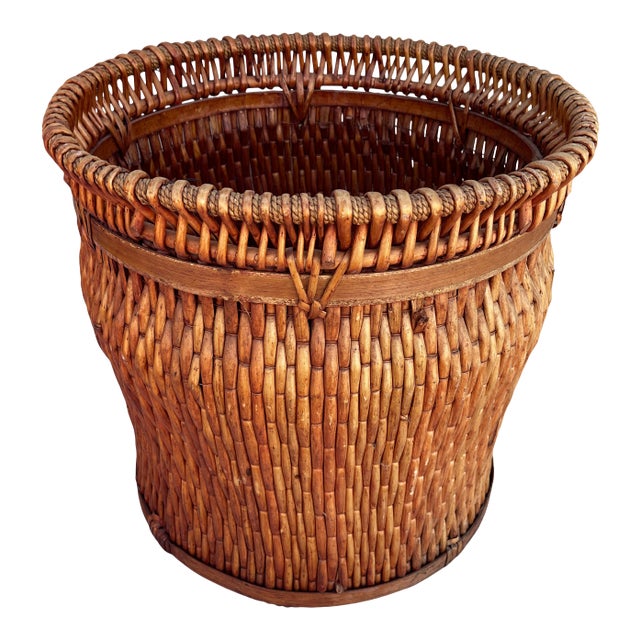 Large Chinese Woven Willow Basket For Sale