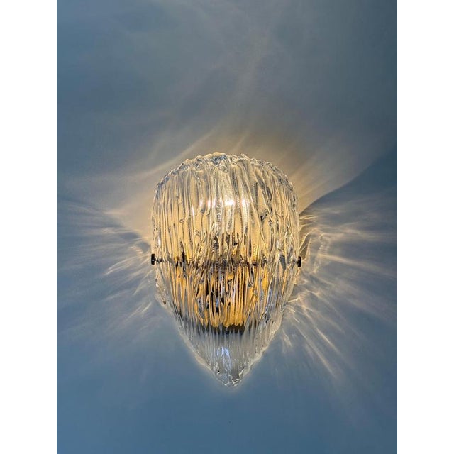Murano Glass and Bronze Wave Sconces attributed to Kalmar, Italy, 1960s, Set of 2 For Sale - Image 3 of 16