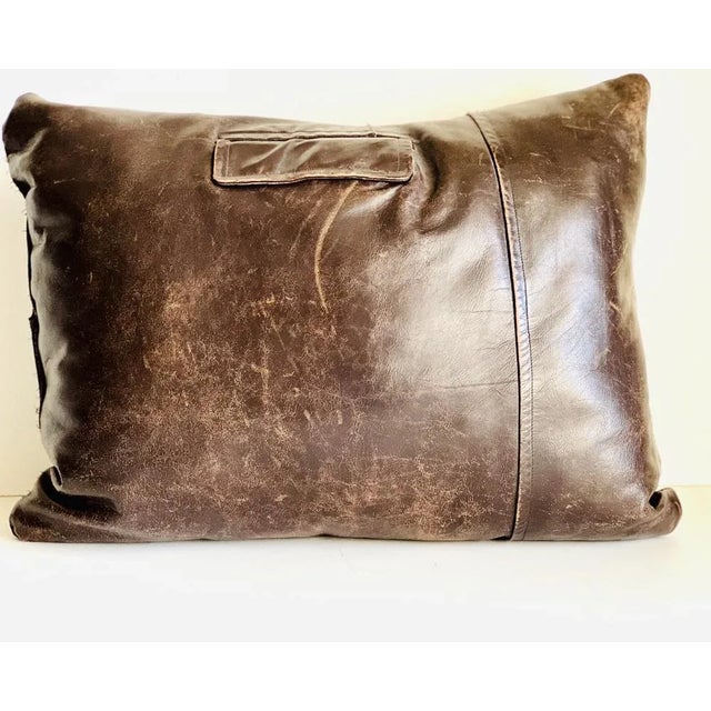 Vintage Brown Leather Cushion, in Very Good conditions. Designed from 2000