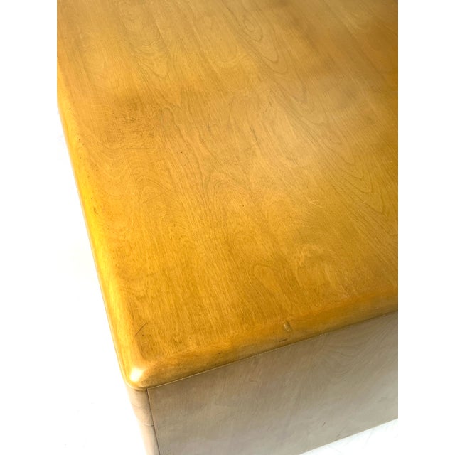 Mid-Century Modern Heywood-Wakefield Solid Birch Kneehole Desk in "Wheat" Finish For Sale - Image 16 of 18