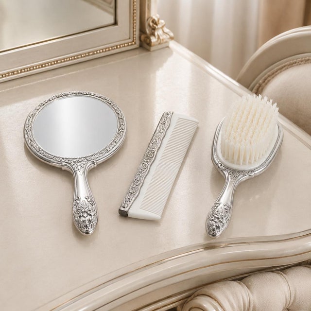 Metal Florentine Neo-Rococo Italian Silver-Plated Vanity Set, 1980s, Set of 3 For Sale - Image 7 of 8