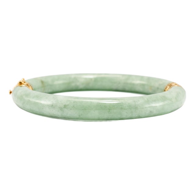 Vintage 14k Yellow Gold Green Jade Jadeite Bangle Bracelet For Sale