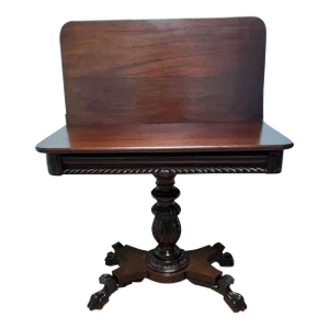 Early 20th Century Early American Style Classical Mahogany Card Game Console Table