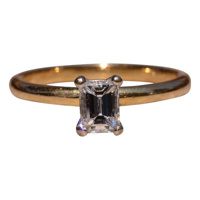 The Penn Drive: Solitaire Engagement Ring with Natural Emerald Cut Diamond For Sale