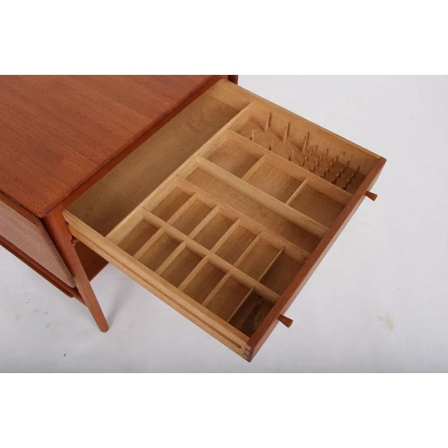 AT33 Sewing Table by Hans J. Wegner for Andreas Tuck, Denmark For Sale - Image 3 of 14