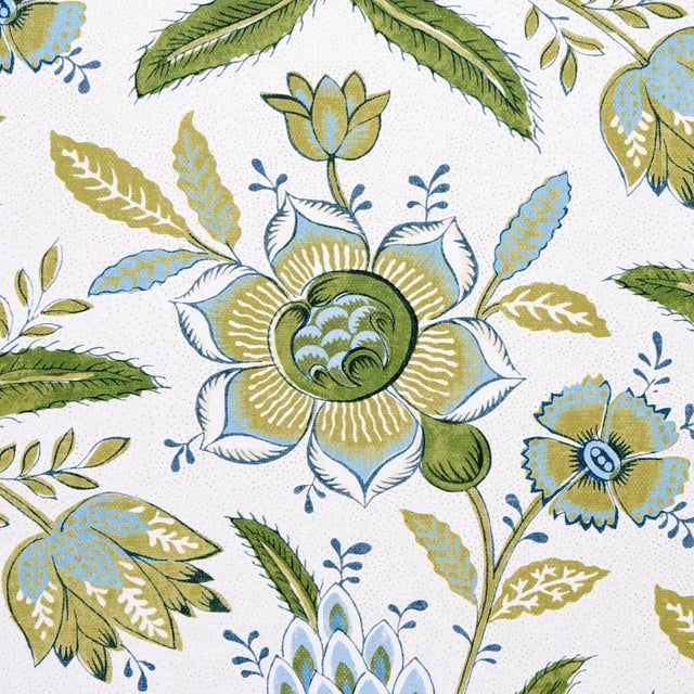 Contemporary Schumacher Lafayette Botanical Wallpaper in Moss For Sale - Image 3 of 4