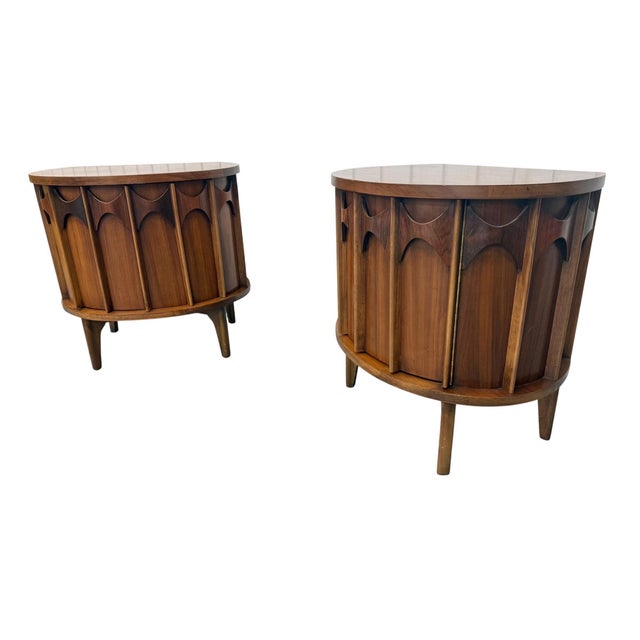 Kent Coffey Mid-Century Modern Kent Coffey "Perspecta" Walnut Commode Nightstands - Set of 2 For Sale - Image 4 of 11