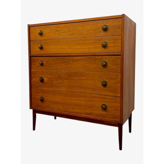 Brown 1970s Mid-Century Modern Matching Dresser Set Attributed to John Van Koert for Drexel - 5-Drawer Highboy + 8-Drawer Lowboy, 2 Pieces For Sale - Image 8 of 10