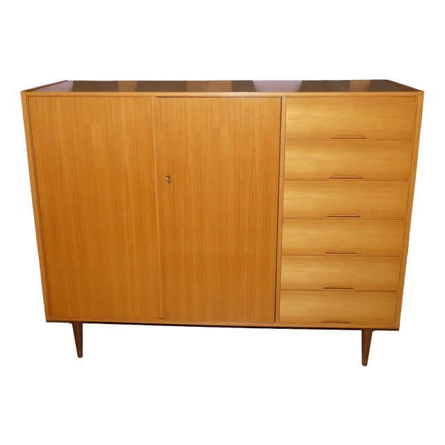 Mid-Century Modern Linen Cupboard with Drawers on Legs in Light Elm Wood, 1960s For Sale