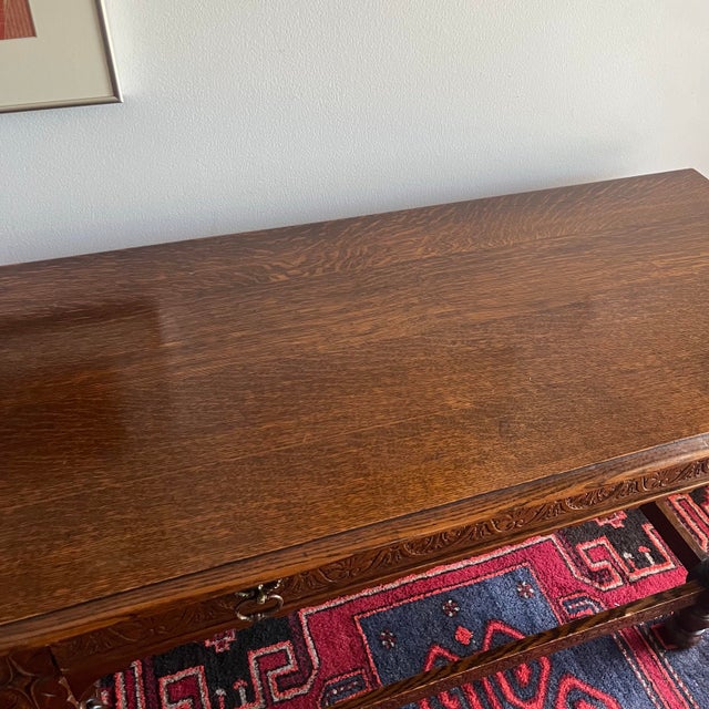 Wood Antique Console Robert Mitchell Furniture Co. Carved Quarter-Sawn Oak Jacobean Revival Library Table, Cincinnati, C. 1900–1915 For Sale - Image 7 of 12