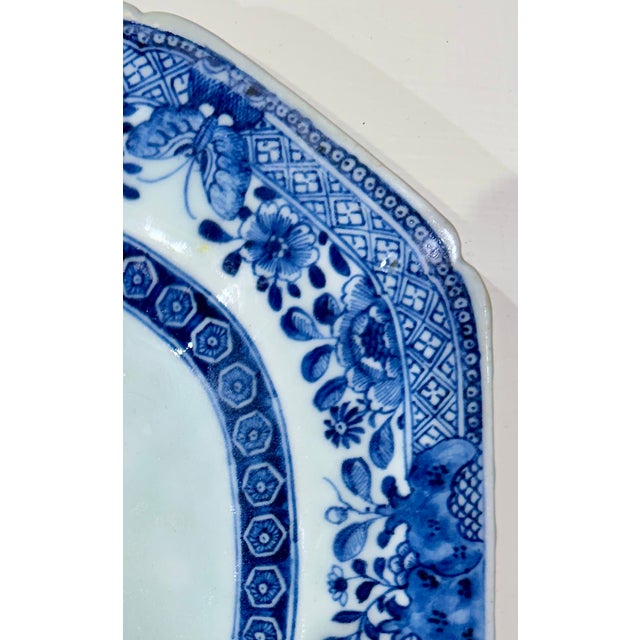 Chinese Export Porcelain Shaped Dish, Blue and White With Flower Basket, Qing Dynasty, Circa 1800 For Sale In New York - Image 6 of 17