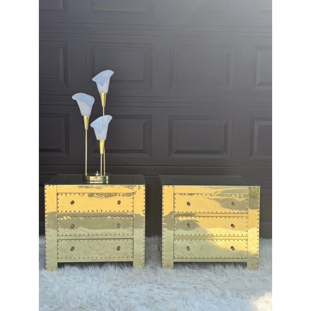 Pair of Vintage Hollywood Regency Brass-Clad Riveted Nightstands With Glass Tops For Sale - Image 12 of 12