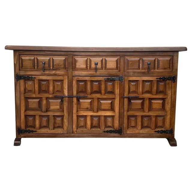 20th Century Large Catalan Spanish Baroque Carved Walnut Cabinet With Three Door For Sale - Image 11 of 11