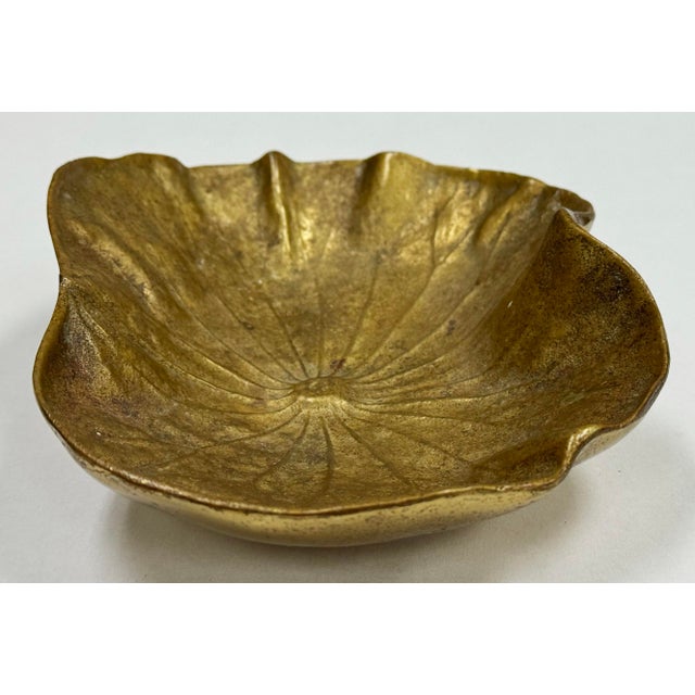 Vintage 1940s Virginia Metalcrafters Brass Lotus Leaf Dish For Sale - Image 9 of 11