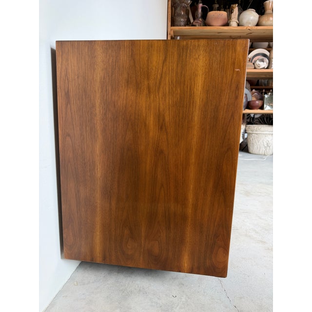 1960s Mid-Century Modern John Stuart Eight-Drawer LowBoy Dresser For Sale - Image 12 of 18