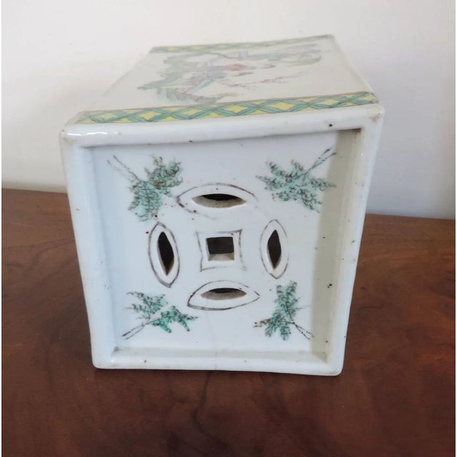 Large 19th Century Chinese Porcelain Vase in Famille Verte Palette For Sale - Image 9 of 11