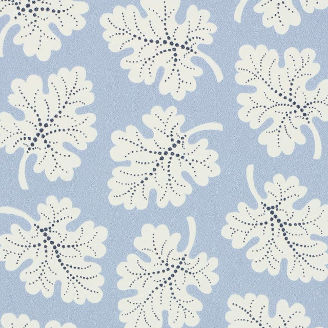 Contemporary Schumacher X Rita Konig Olive Wallpaper In Sky For Sale - Image 3 of 5