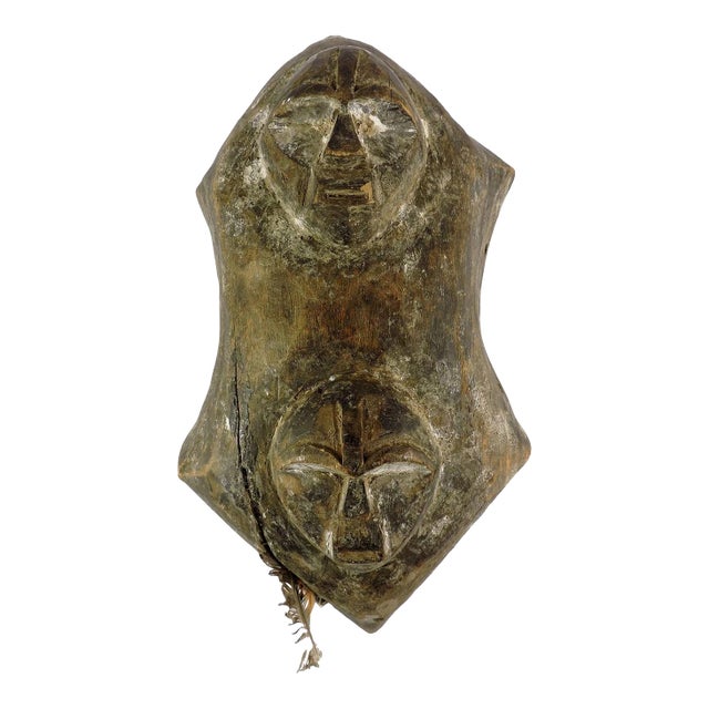 Early 20th Century Ngbaka Shield With Faces For Sale